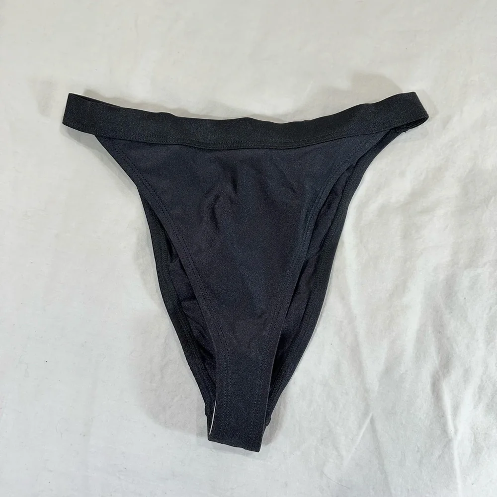 FASHION NOVA HIGH RISE BIKINI BOTTOM